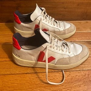 Veja sneakers - women’s - size Euro 39